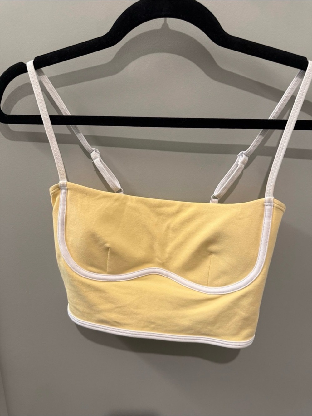ALO Yoga yellow streamlined bra tank and tennis skirt SET - Picture 4 of 4